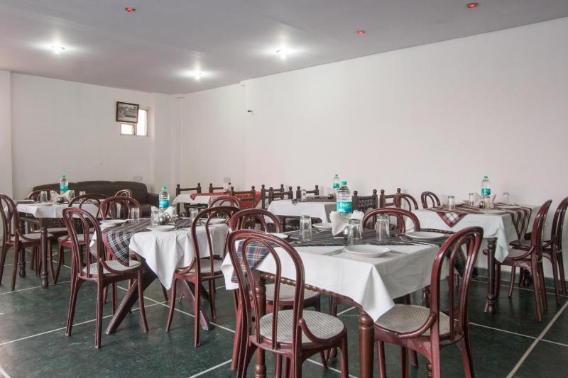 Hotel Sarthak Palace Delhi  Buitenkant foto